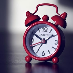 clock in red